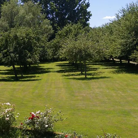 Le Pressoir Fleuri Saint-Julien-le-Faucon